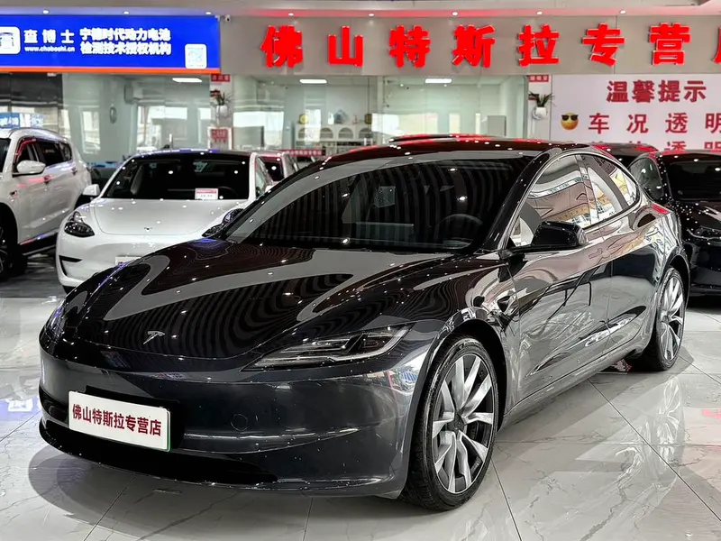 Tesla Model 3, 2023