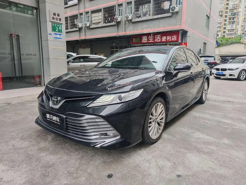 Toyota Camry, 2019