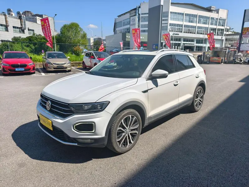 Volkswagen T-Roc, 2019