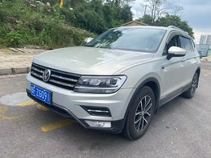 Volkswagen Tiguan L, 2018