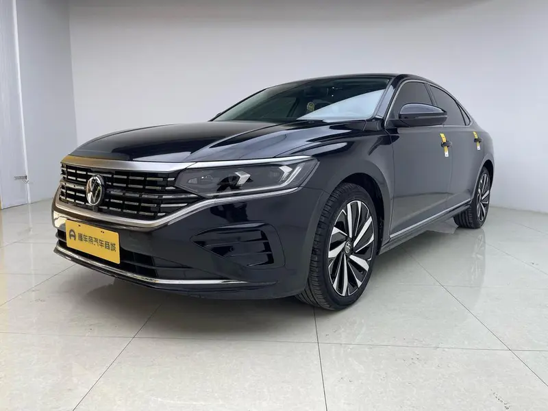 Volkswagen Passat, 2022