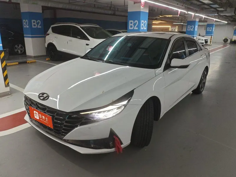 Hyundai Elantra, 2021