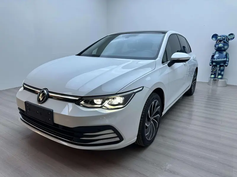 Volkswagen Golf, 2021