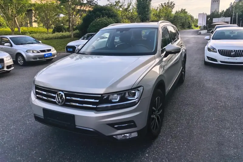 Volkswagen Tiguan L, 2018