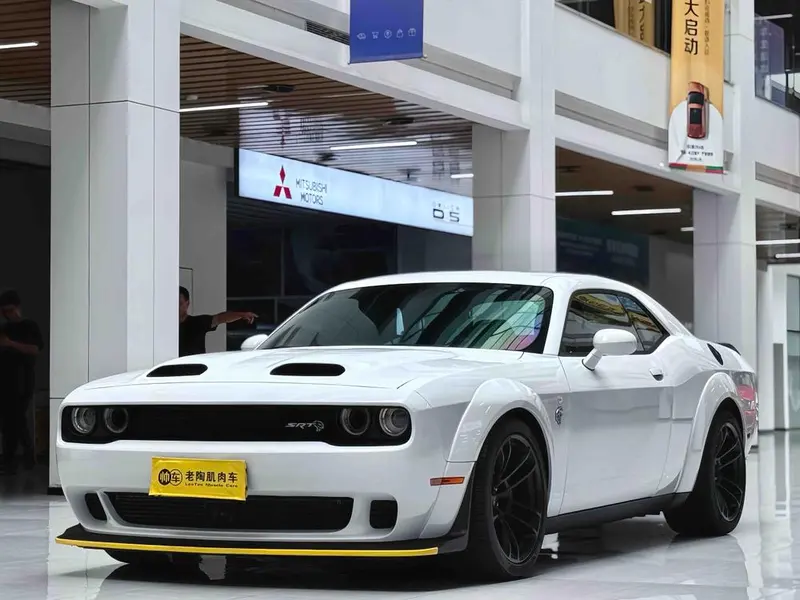 Dodge Challenger, 2023