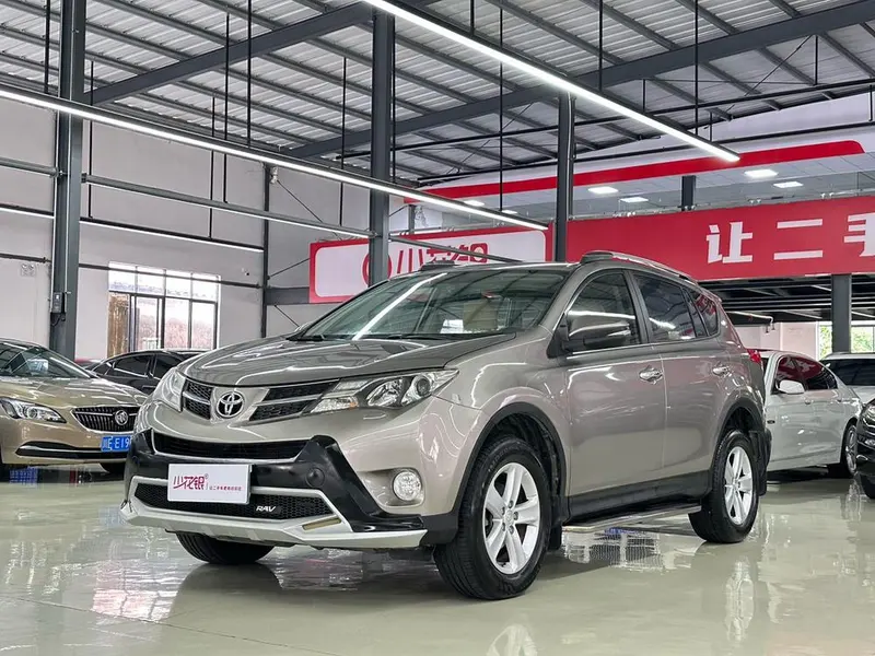 Toyota RAV4, 2013