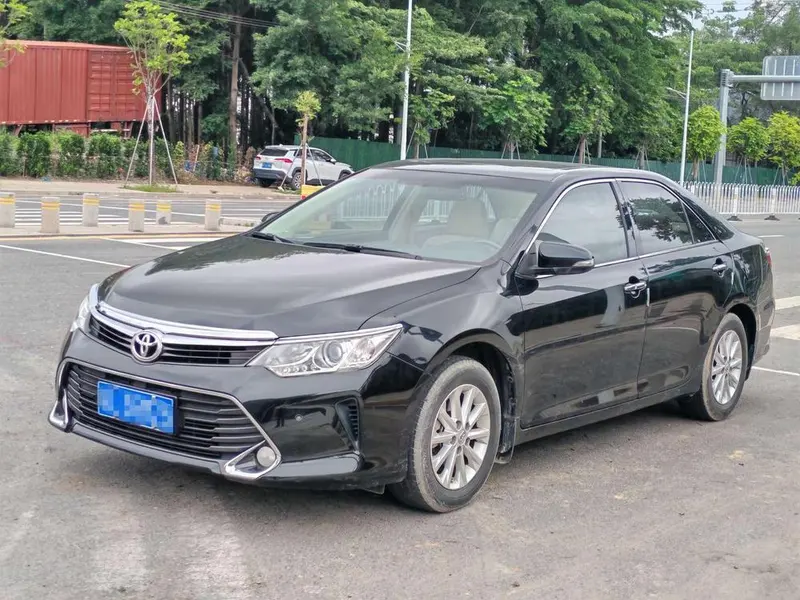 Toyota Camry, 2016