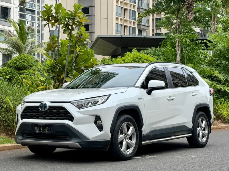Toyota RAV4, 2021
