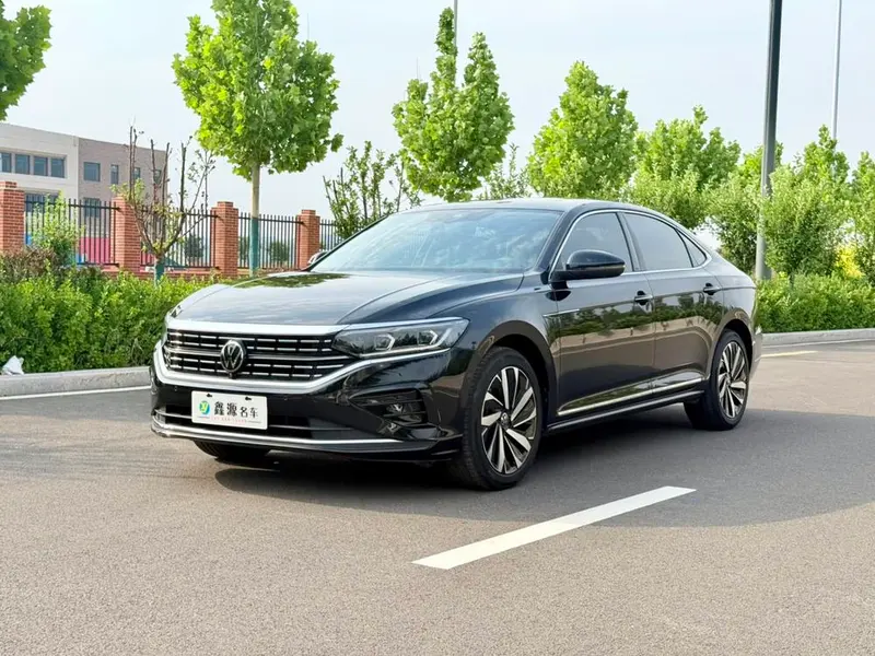 Volkswagen Passat, 2025
