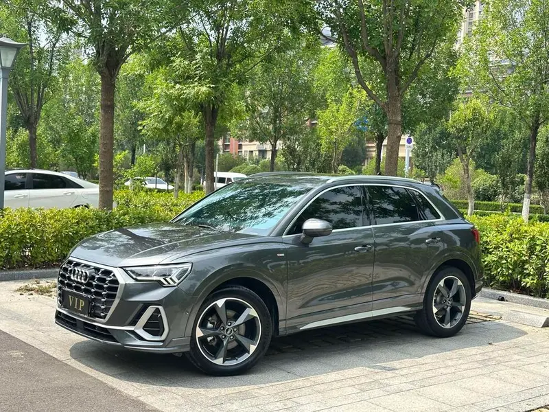 Audi Q3, 2021
