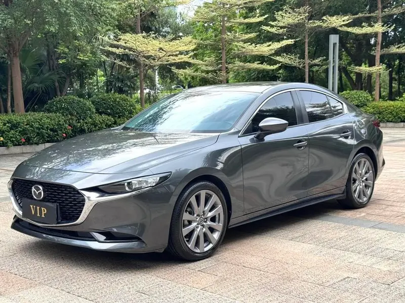 Mazda 3 Axela, 2022