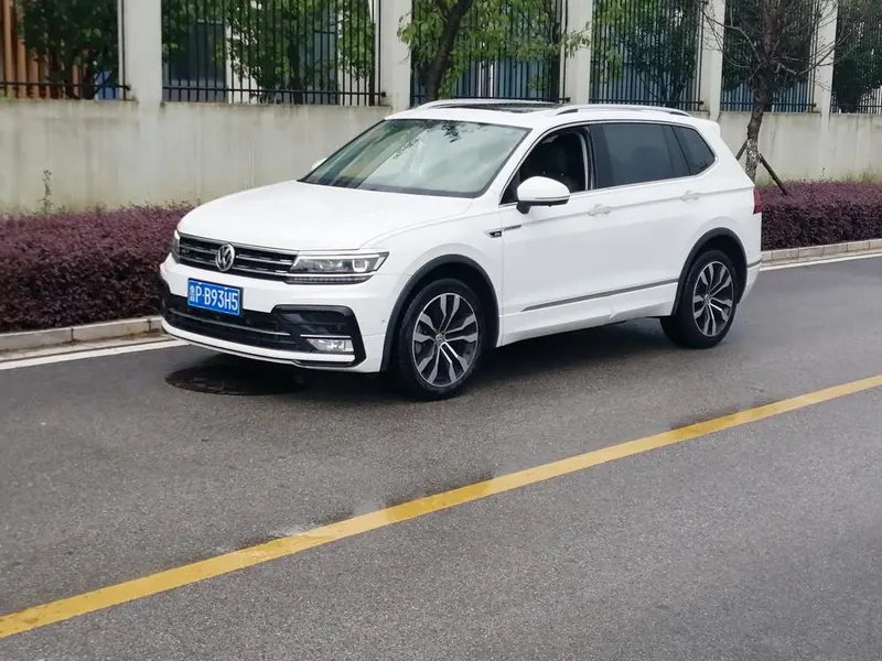Volkswagen Tiguan L, 2020