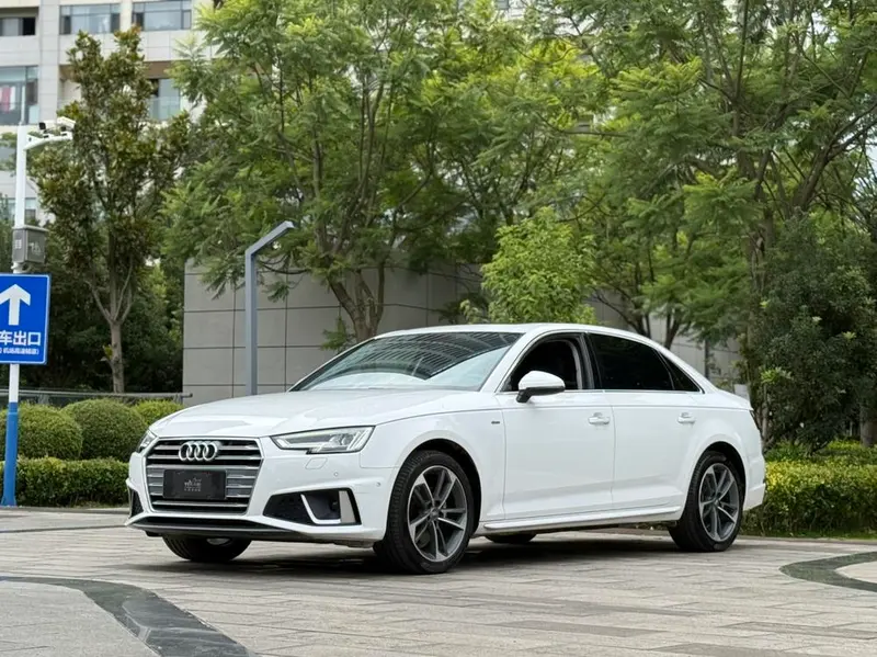 Audi A4L, 2019