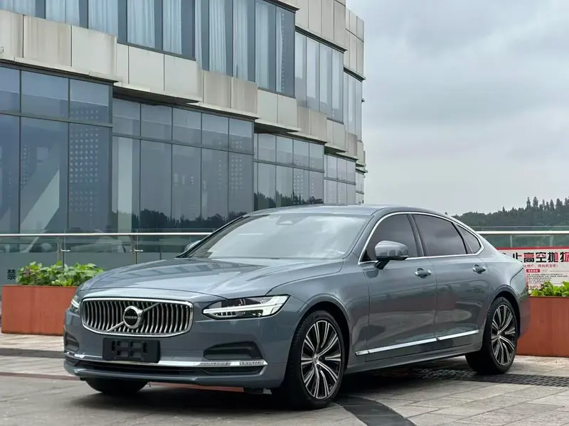 Volvo S90, 2023