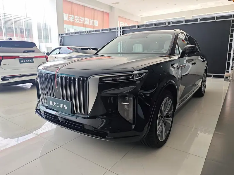 Hongqi E-HS9, 2022