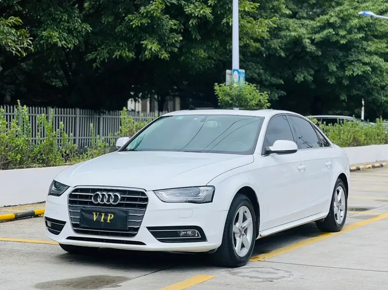 Audi A4L, 2013