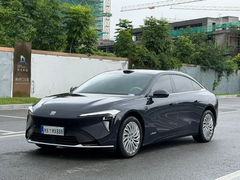 Buick Zhijing L7, 2025