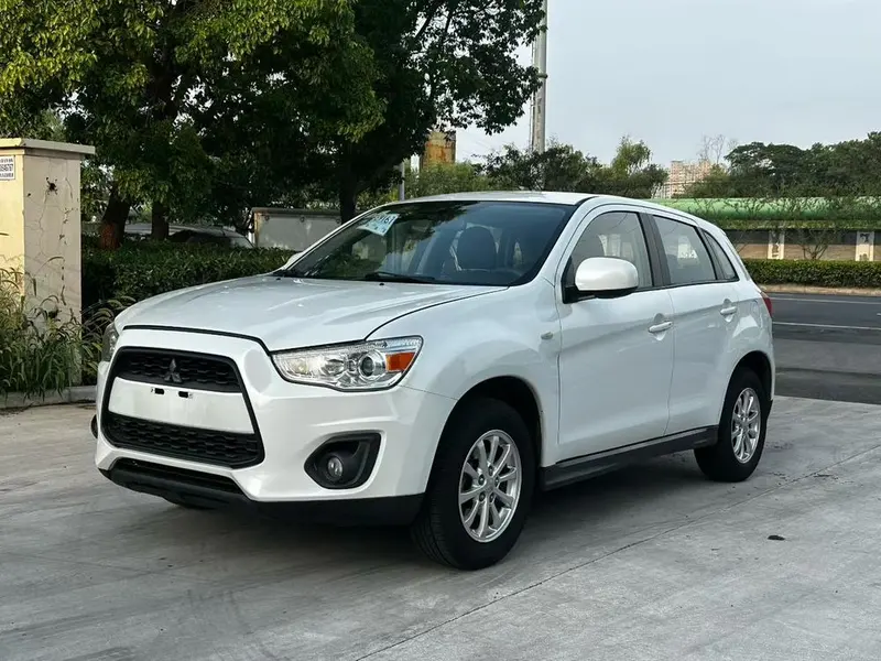Mitsubishi ASX, 2015