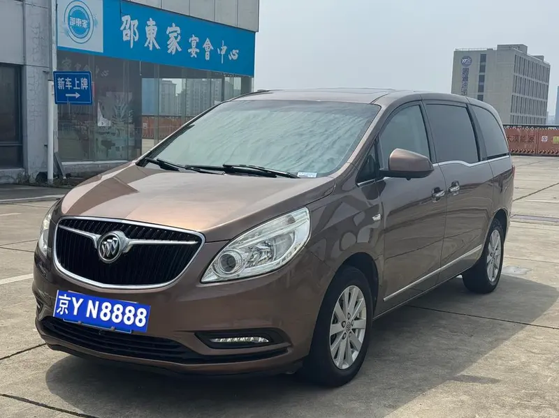 Buick GL8, 2018