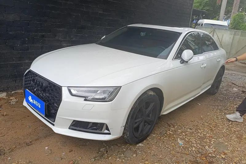 Audi A4L, 2017