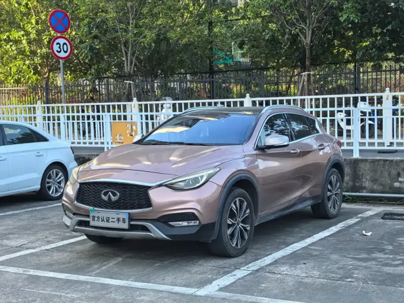 Infiniti QX30, 2018