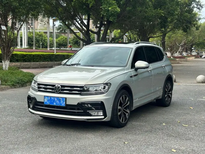 Volkswagen Tiguan L, 2021