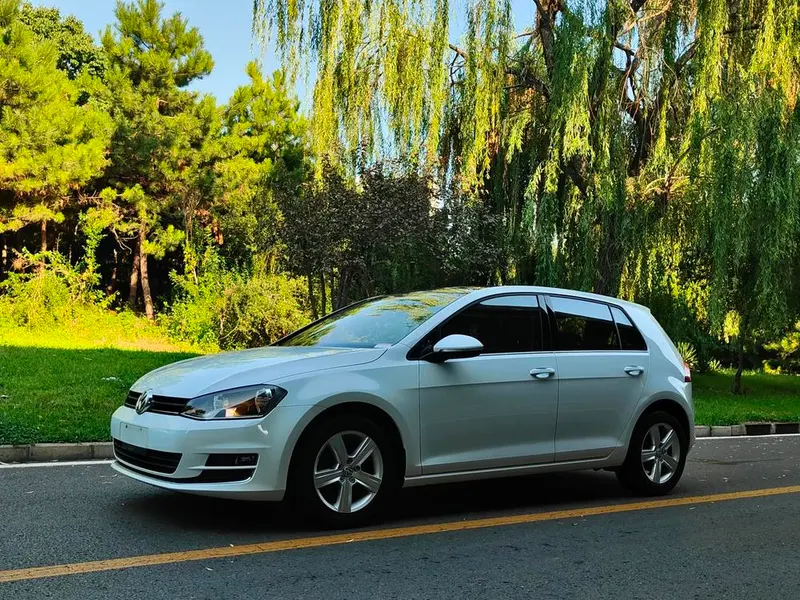 Volkswagen Golf, 2014