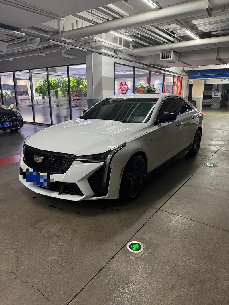 Cadillac CT4, 2021