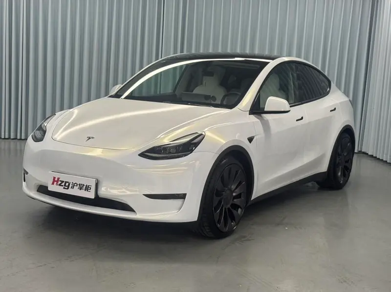 Tesla Model Y, 2021