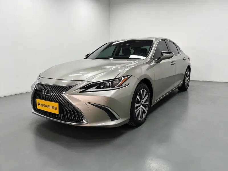 Lexus ES, 2018