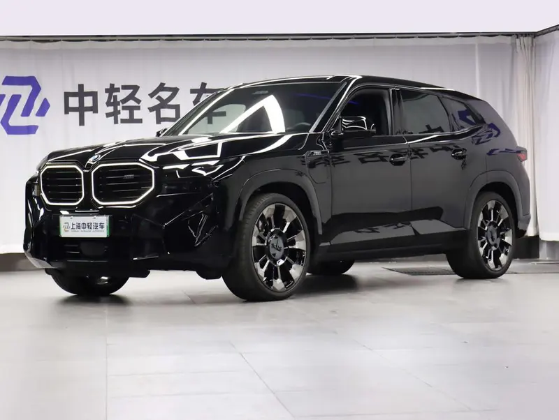 BMW XM, 2023