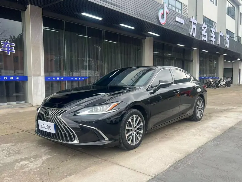 Lexus ES, 2023