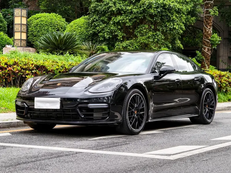 Porsche Panamera, 2022