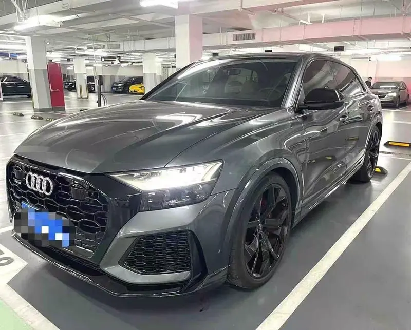 Audi RS Q8, 2021