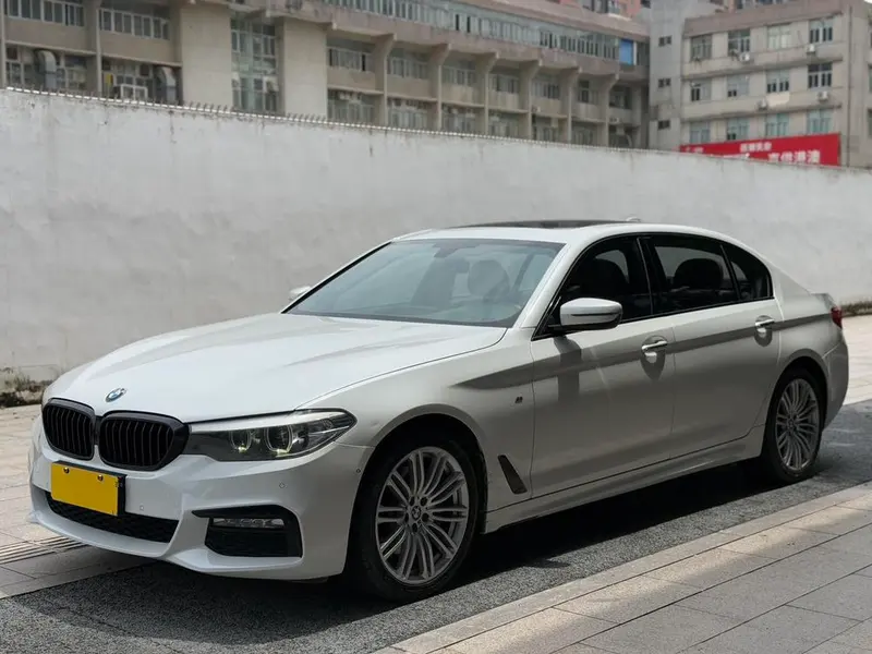 BMW 5-Series, 2018