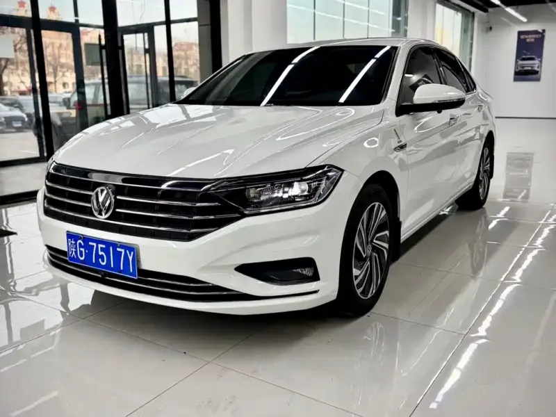 Volkswagen Sagitar, 2022