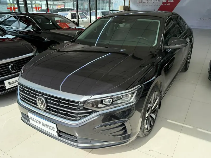 Volkswagen Passat, 2022