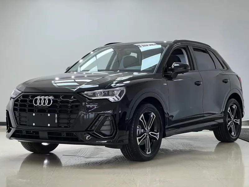 Audi Q3, 2022
