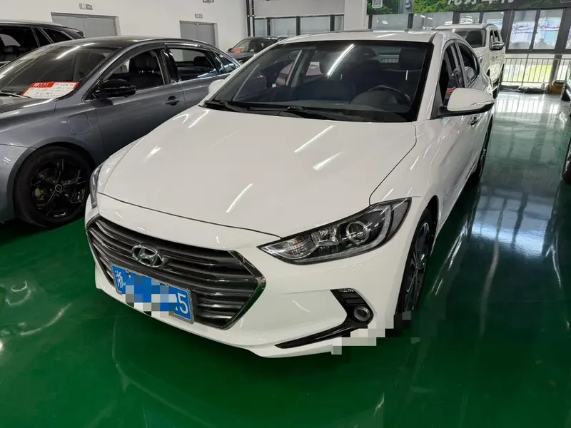 Hyundai Elantra Lingdong, 2018