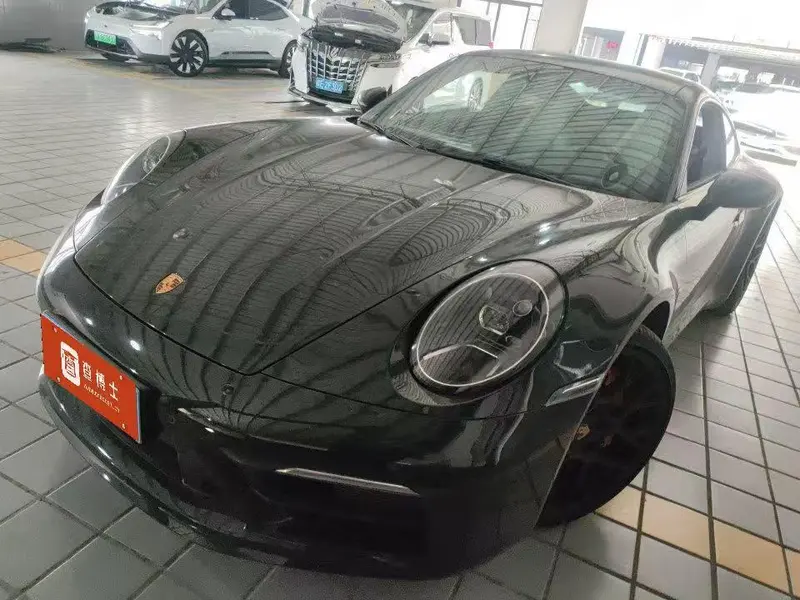 Porsche 911, 2023