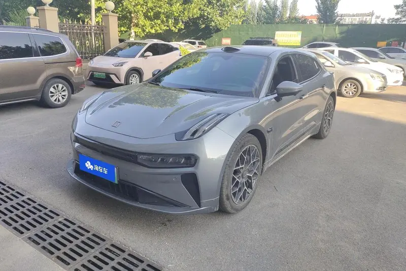 Zeekr 001, 2025
