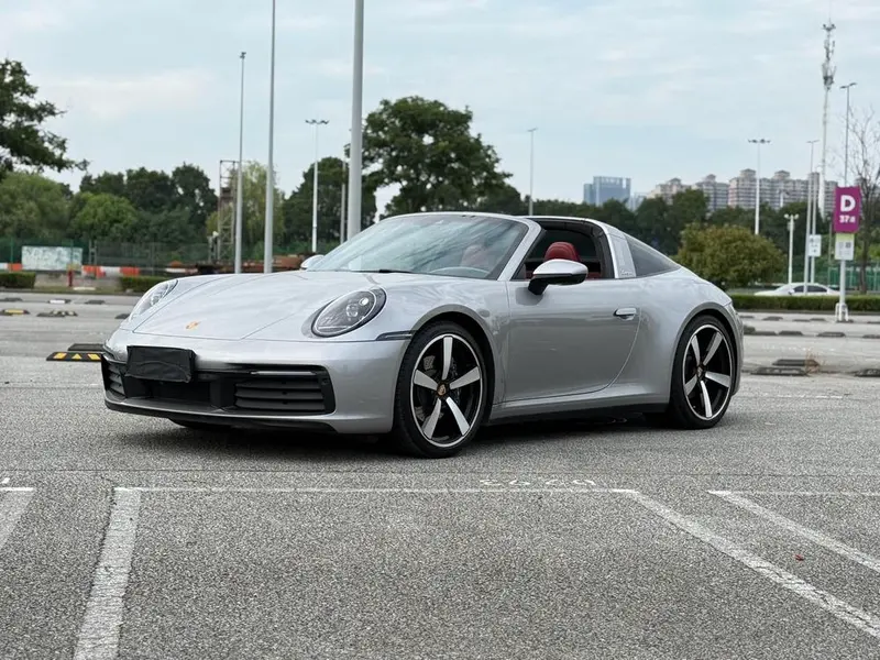 Porsche 911, 2022