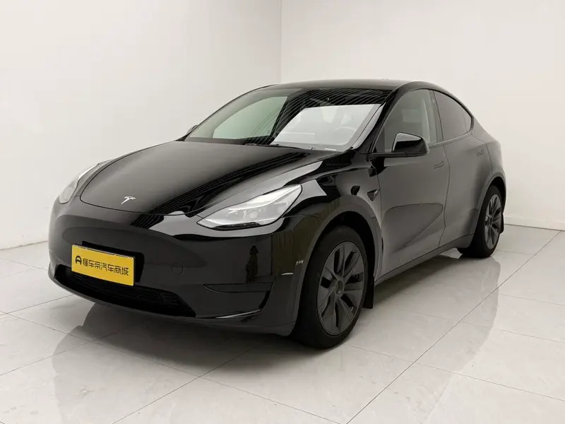 Tesla Model Y, 2023