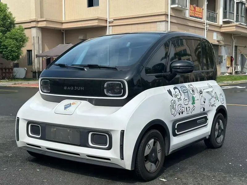 Baojun E300, 2020
