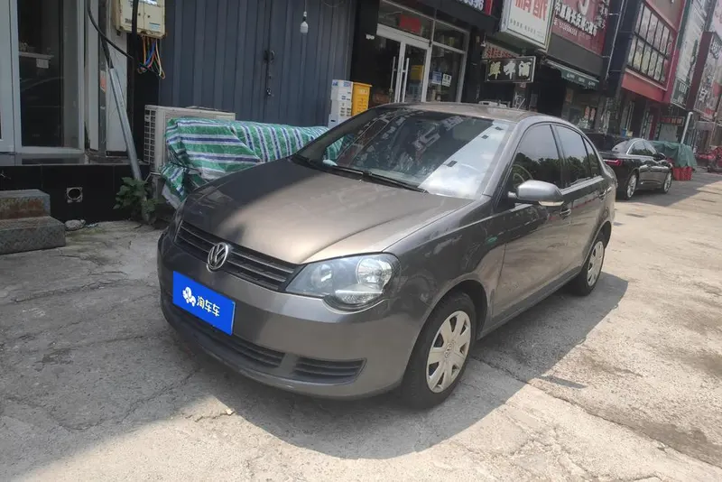 Volkswagen Polo, 2011