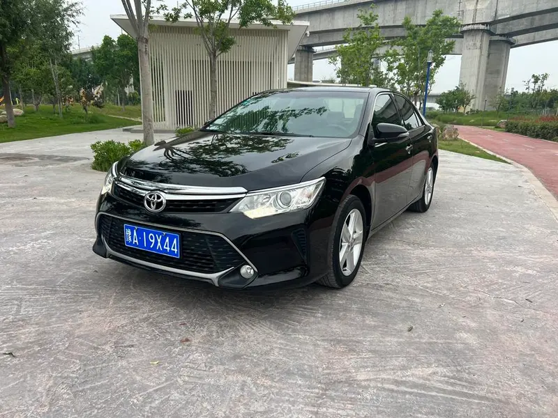 Toyota Camry, 2015