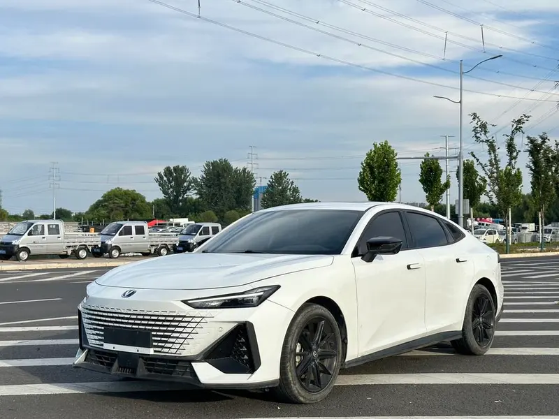 Changan UNI-V, 2023
