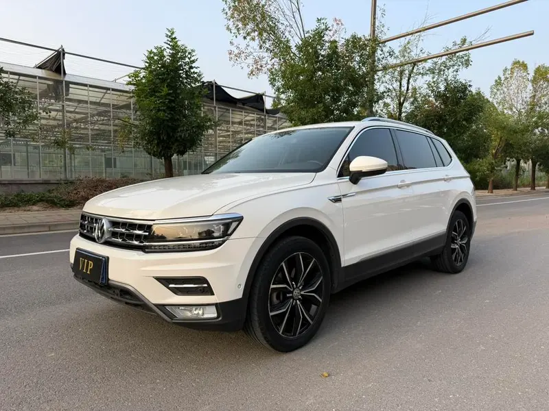 Volkswagen Tiguan L, 2018