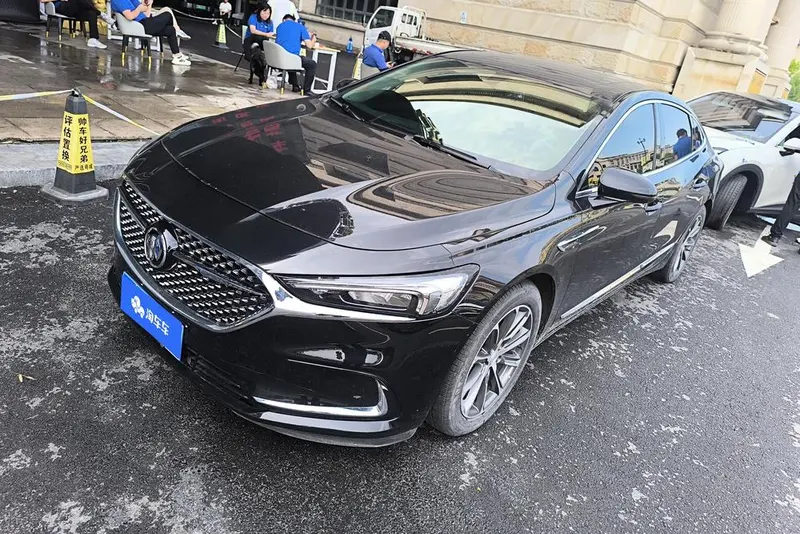 Buick LaCrosse, 2022