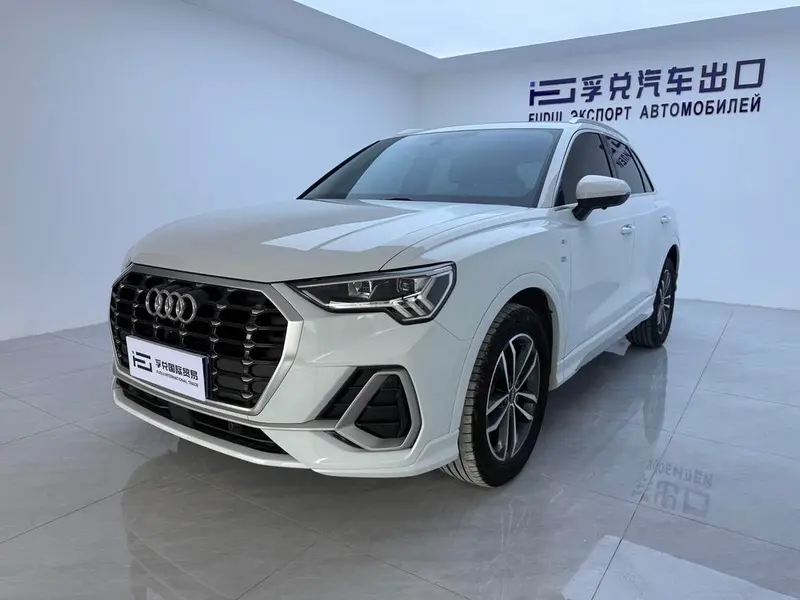 Audi Q3, 2022